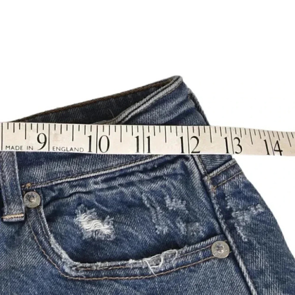American Eagle Highest Rise Mom Jean Short Blue Denim Distressed Size 2 - Picture 11 of 14